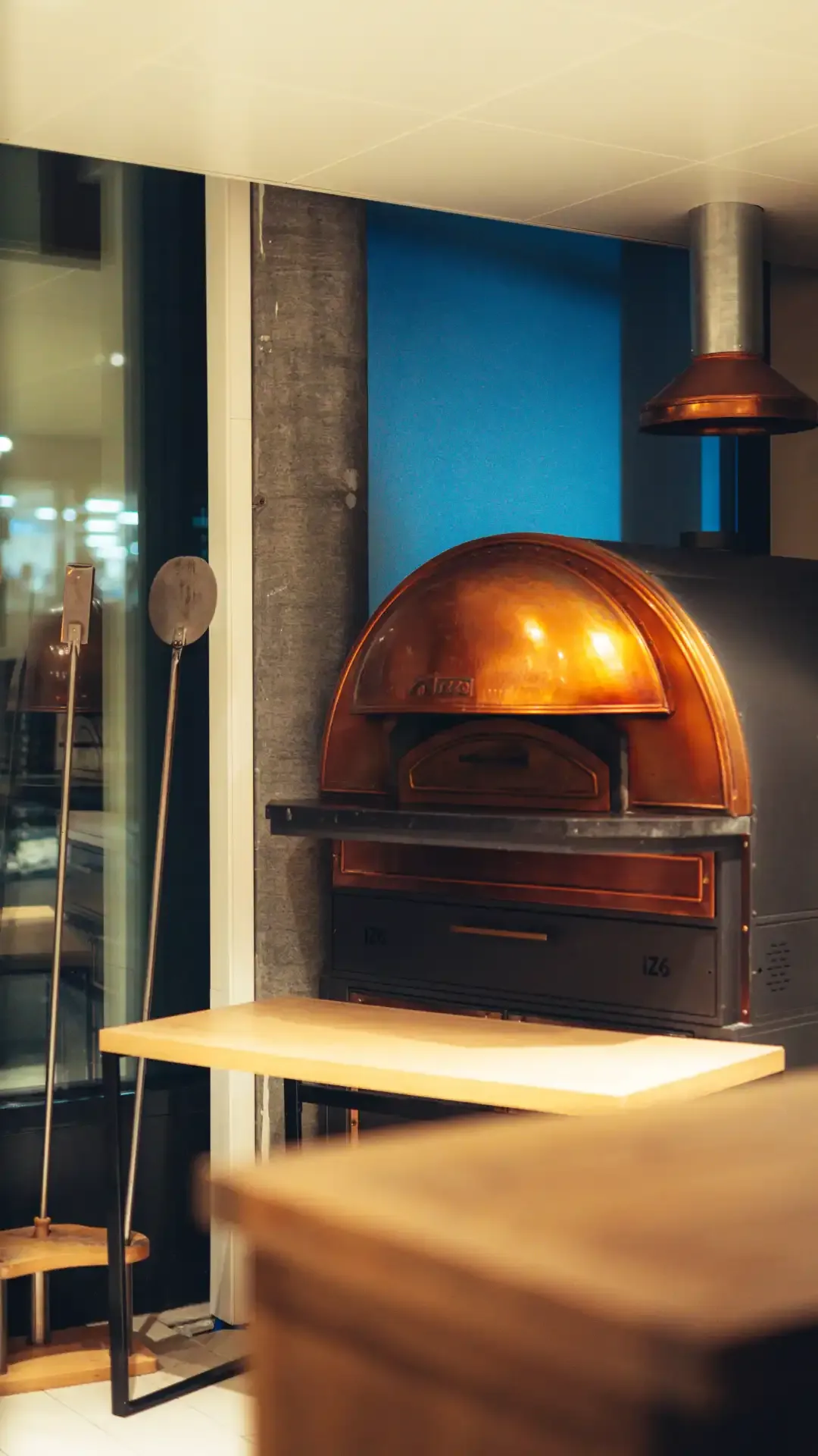 Le four à pizza en cuivre